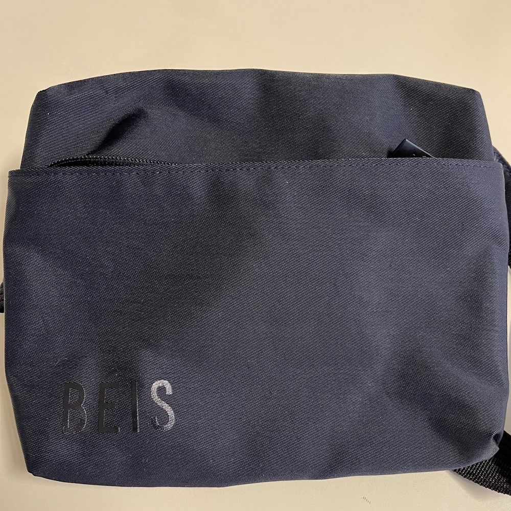 BEIS fanny pack